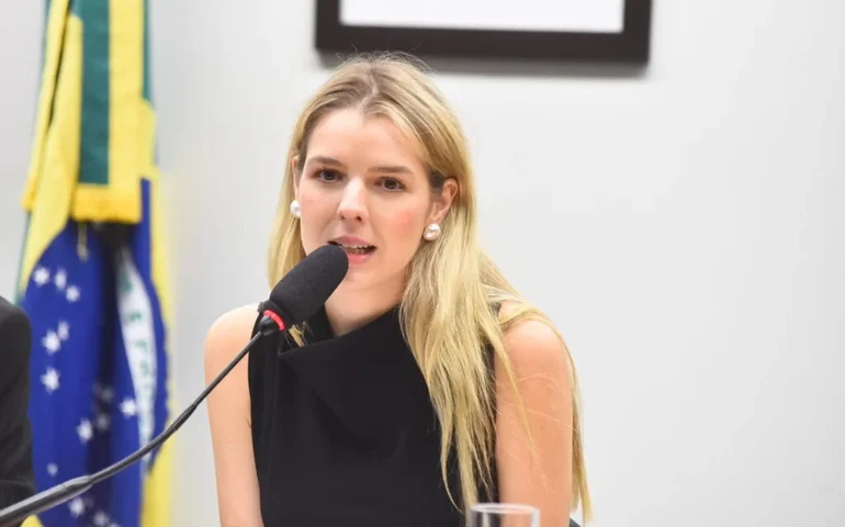 Câmara agenda votação do marco legal da inteligência artificial para 27 de maio após apresentação de relatório