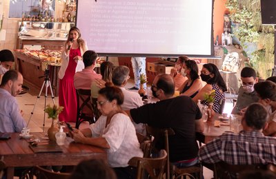Prefeitura estuda parcerias para fortalecer apoio à mulheres vítimas de violência
