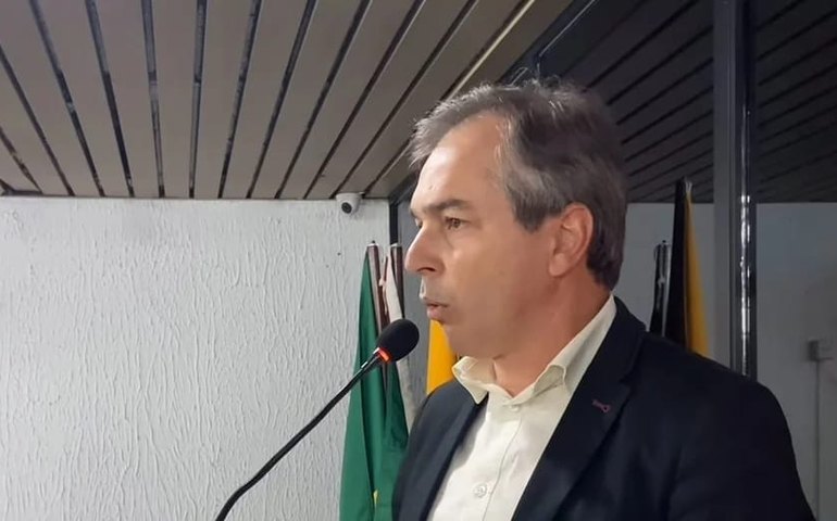Crise Política? Salomão Torres, líder do governo de Luisa Duarte na Câmara renuncia ao cargo