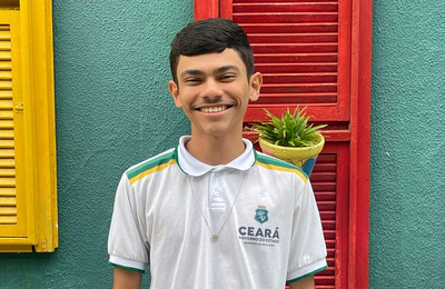 Lei que regulamenta celulares nas escolas amplia participação dos estudantes e fortalece convivência