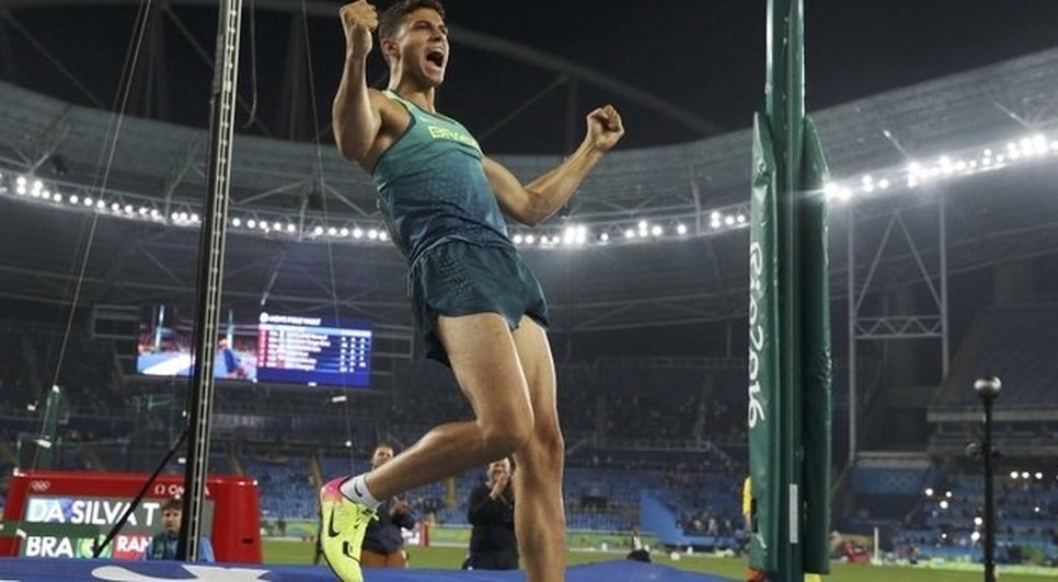 salto com vara medlaha ouro