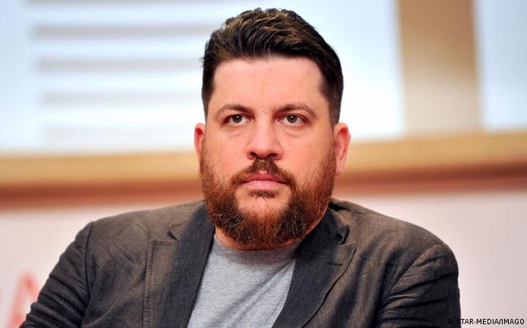 Polônia prende dois suspeitos de ataque com martelo contra número 2 de principal opositor de Putin morto