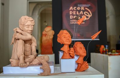 Museu Palácio Floriano Peixoto recebe exposição 'Acordelados: cerâmica e cultura popular'