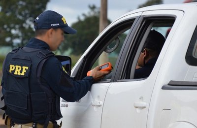A cada 10 minutos um motorista desrespeita a Lei Seca no Brasil