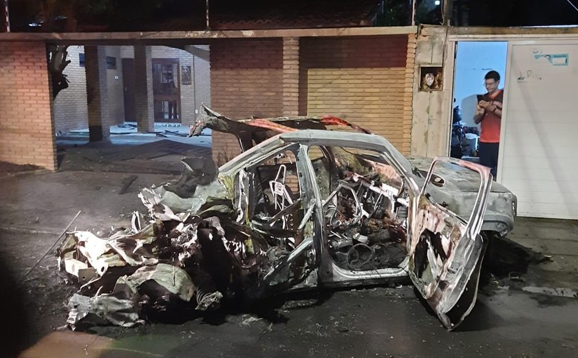 Explosão em veículo a GNV assusta moradores do bairro do Farol em Maceió