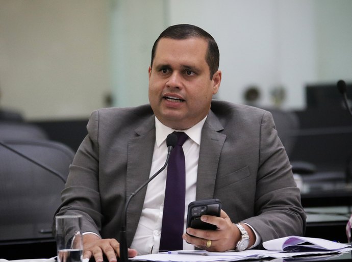 Fernando Pereira lista ações e obras alusivas às comemorações de emancipação de Teotônio