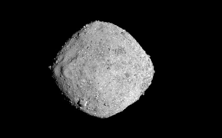 Missão da NASA encontra aminoácido essencial em Bennu e reacende teoria da vida cósmica