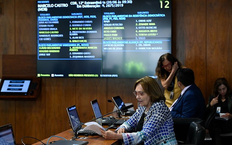 Projeto que garante acesso da pessoa com deficiência a praias e parques vai à CDH