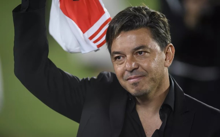 Marcelo Gallardo anuncia que deixará River Plate no fim do ano: &#8216;Difícil decisão&#8217;