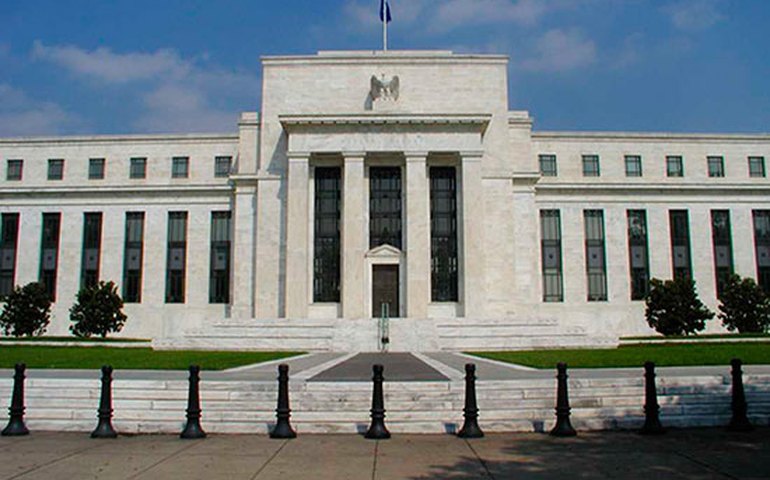 Federal Reserve eleva taxa de juros para faixa entre 2% e 2,25%