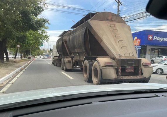 Operação Fluidez vai coibir o tráfego dos 'bebês gigantes' na via