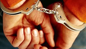 Jovem suspeita de tráfico de drogas é presa no município de Tobias Barreto