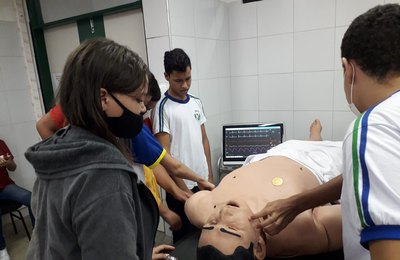  Alunos de Arapiraca visitam mostra de ciências da Ufal e classificam experiência como “Extraordinária”