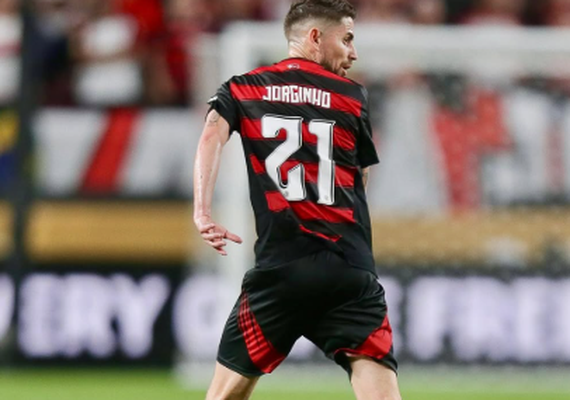 Flamengo supera gols perdidos, bate o Espérance com futebol bonito e assume liderança do grupo