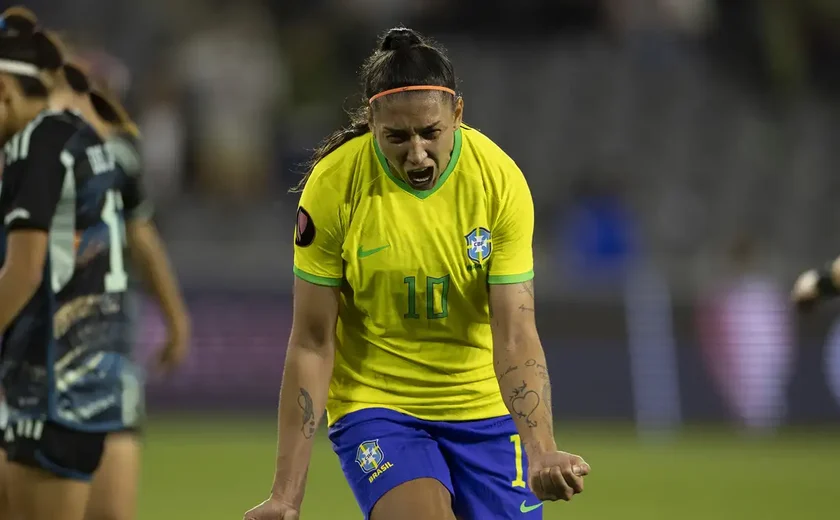 Seleção Feminina atropela Argentina e avança na Copa Ouro