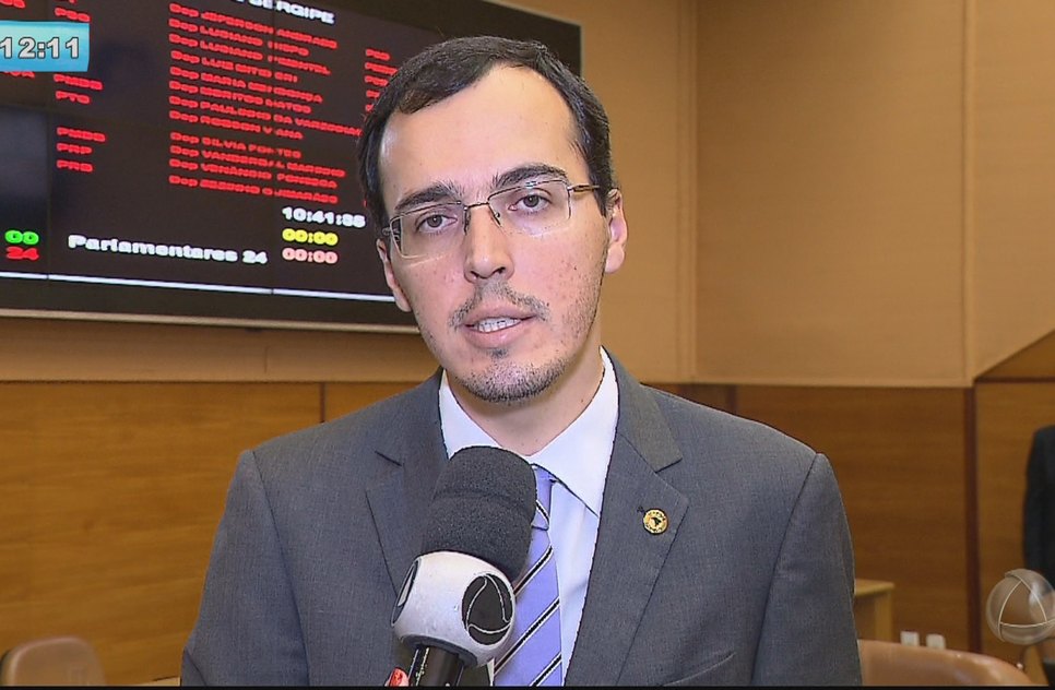 Georgeo Passos denuncia possíveis irregularidades no Projovem Urbano 