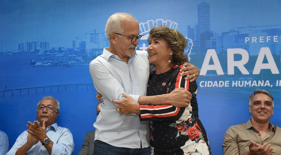 PREFEITO EMPOSSA FUNDAT / Foto:  Ana Lícia Menezes/PMA