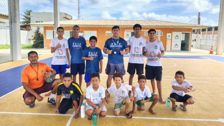 Viva Vôlei e Gigantes no Esporte são aliados contra o excesso de telas durante as férias