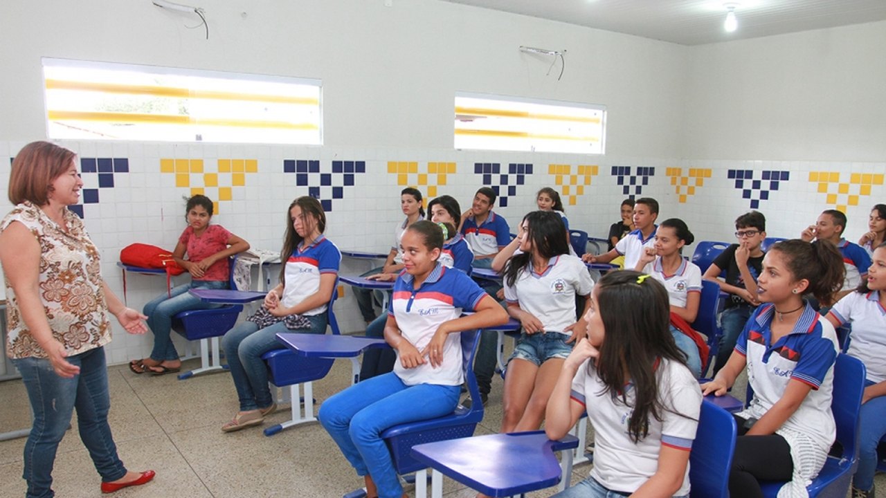 Seduc confirma pagamento de bonificação a escolas e servidores estaduais que atingiram meta pactuada no IDEB
