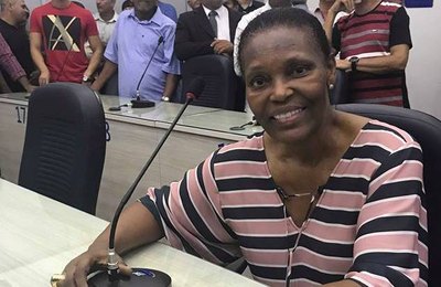 Fátima Santiago comenta inauguração de nova sede da Câmara Municipal de Maceió 