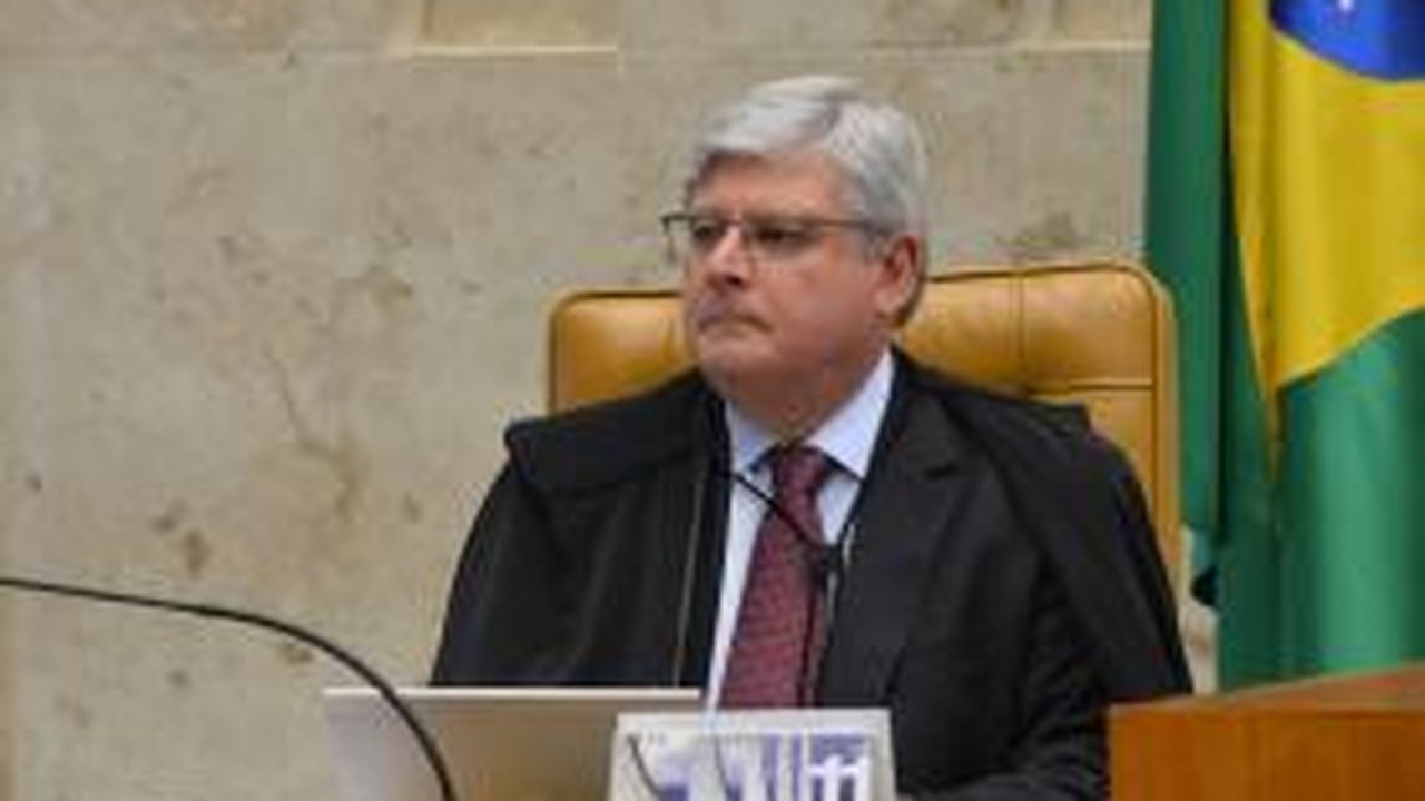 Lava Jato: Janot deve pedir inquérito contra parlamentares em fevereiro