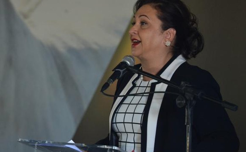 Kátia Abreu assume Agricultura e promete dobrar classe média rural