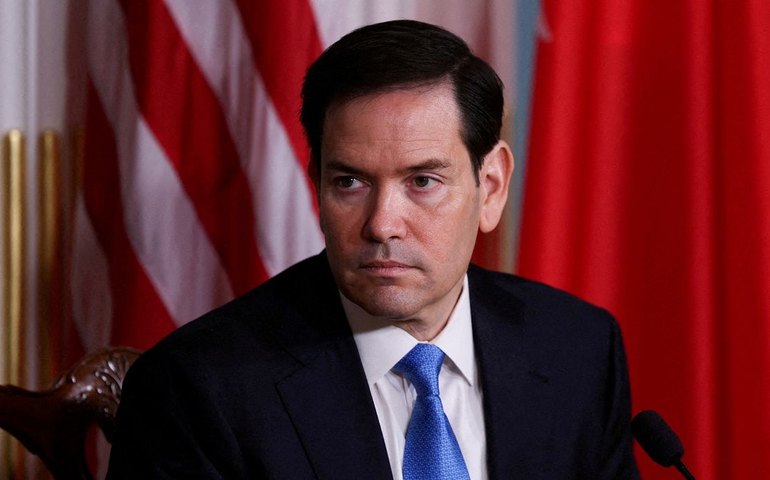 EUA revogam vistos de integrantes do governo ligados ao Mais Médicos