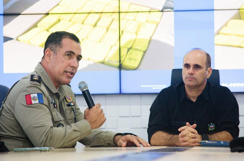 Ação conjunta intercepta meia tonelada de droga e carga irregular em São Sebastião