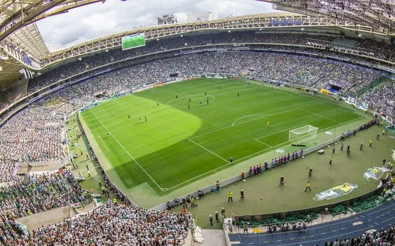 WTorre solicita ‘troca integral e imediata’ do composto que prejudicou grama sintética do Allianz Parque