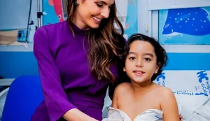 Marina Candia acompanha recuperação de pacientes após cirurgias otorrinolaringológicas realizadas pelo programa Saúde da Gente em Maceió. - Foto: Assessoria