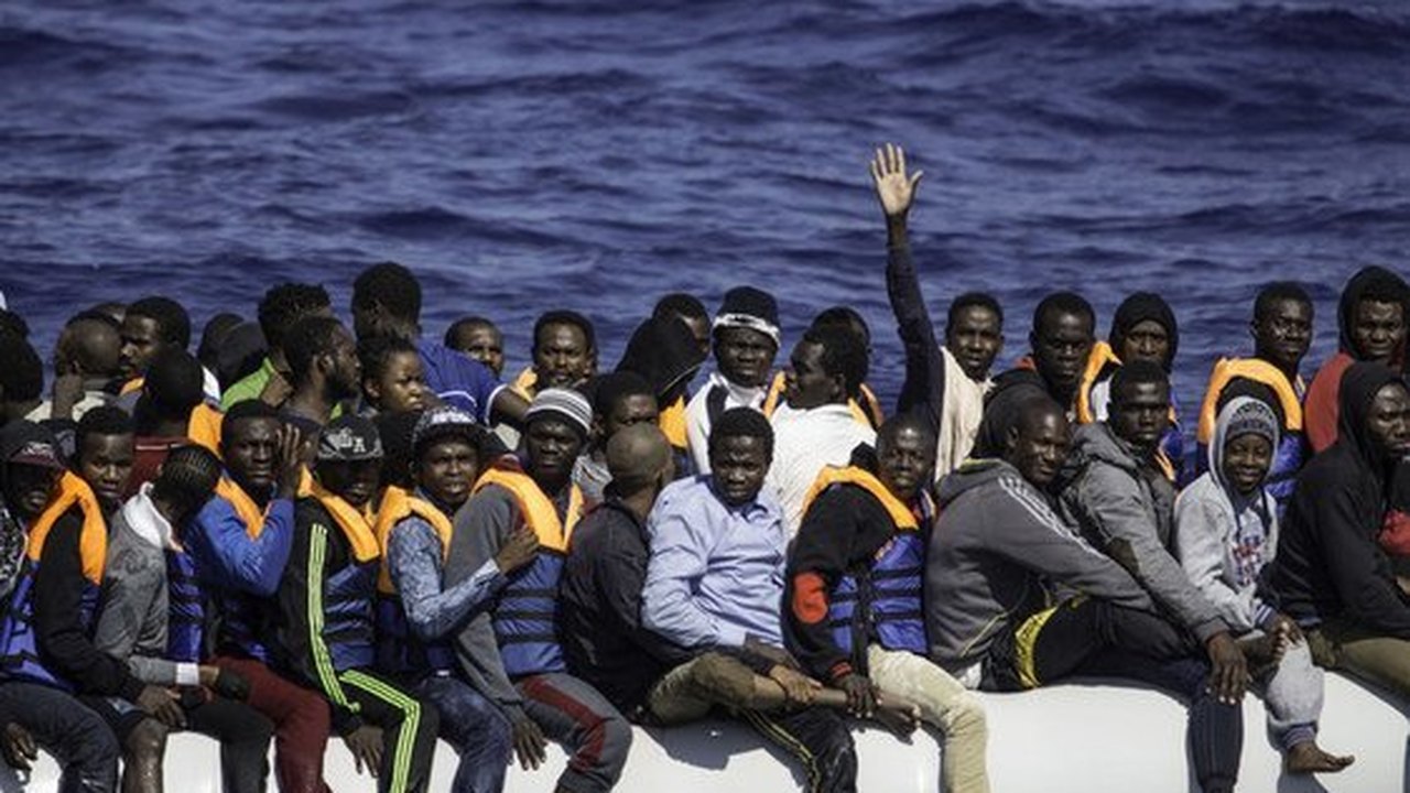 Itália pede ajuda da UE após crise migratória na ilha de Lampedusa: 'futuro da Europa está em jogo'