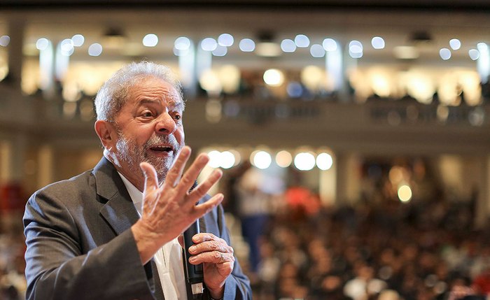 Lula durante discurso Lula durante discurso