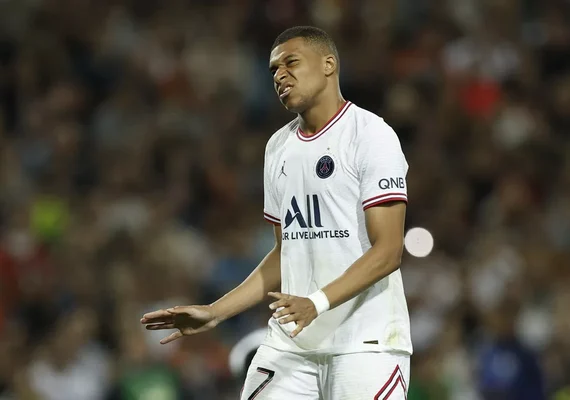 Jornal garante que Mbappé fechou acordo com o Real Madrid e assinará contrato de cinco anos