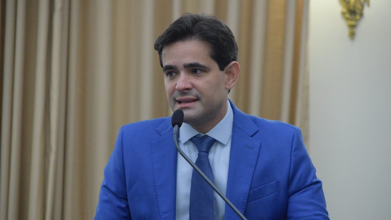 Deputado critica mudanças no trânsito do Jacintinho após intervenções do DMTT