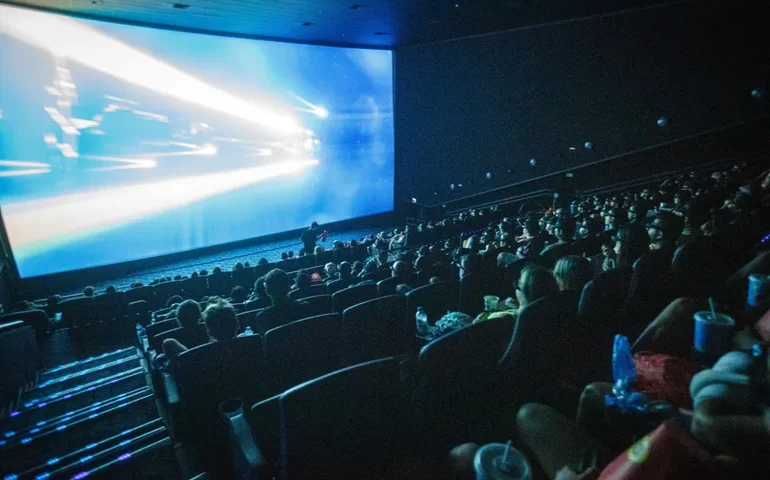 Público volta a frequentar salas de cinema em 2022