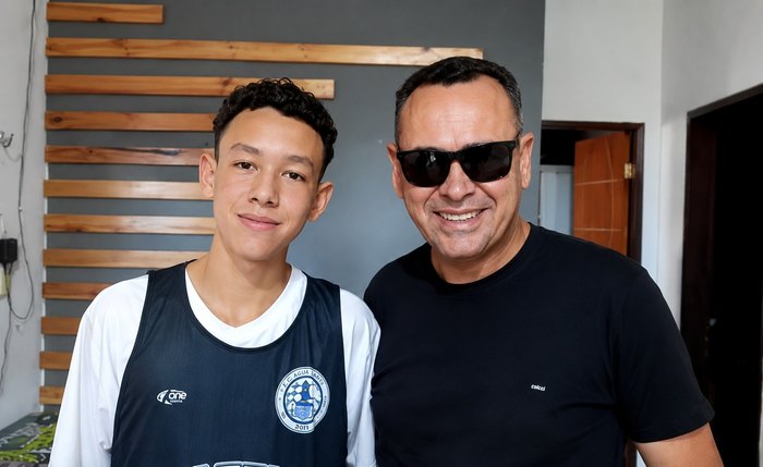 Matheus com o pai