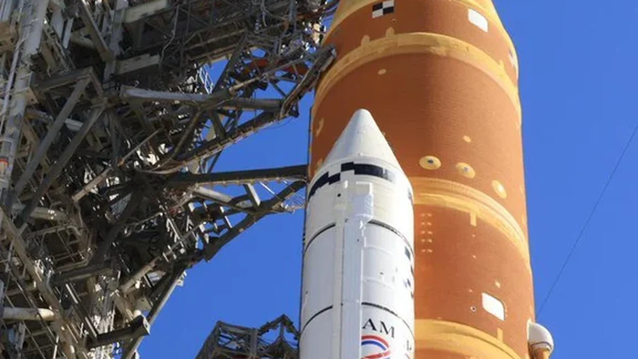 NASA planeja realizar a primeira missão lunar com astronautas do programa Artemis em março, após sucesso nos testes de abastecimento