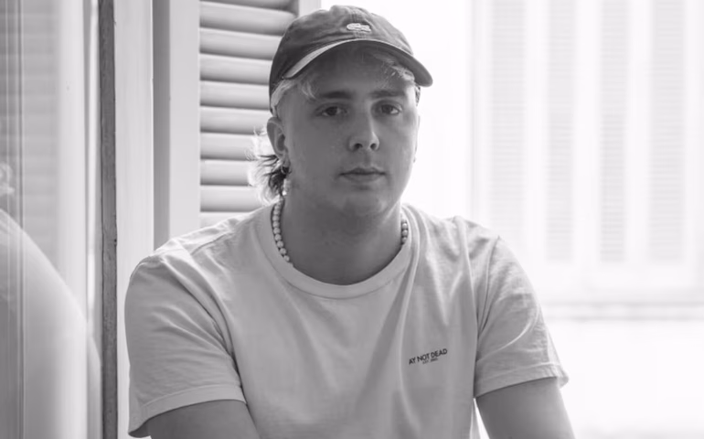 Quem era Lucas Vignale, diretor de clipes de J Balvin, Bizarrap e Trueno morto em acidente no Rio