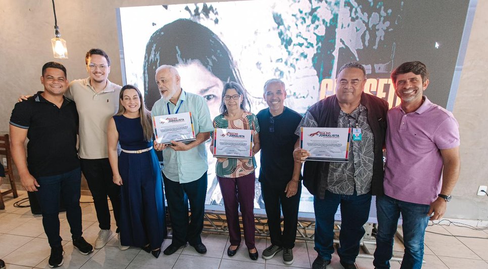 Júnior Menezes ao lado de comunicadores de União dos Palmares