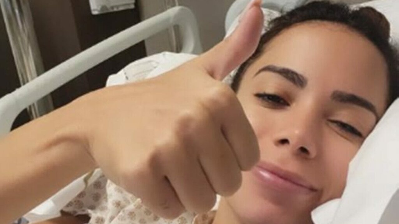 Anitta segue internada em São Paulo e sem previsão de alta