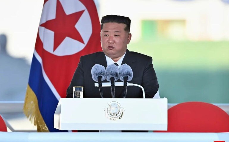 Coreia do Norte investiga acidente ocorrido durante inauguração de destróier