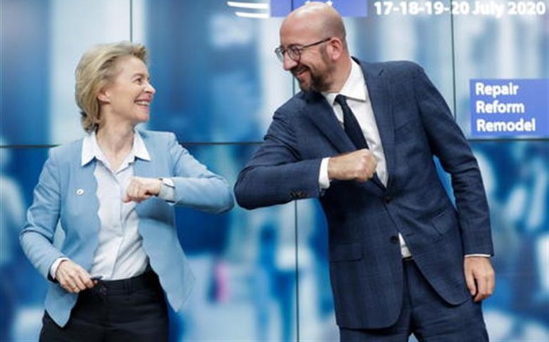 Líderes da União Europeia acertam plano de recuperação de 1,8 trilhão de euros