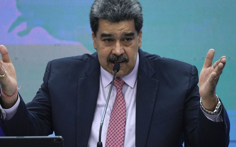 Rússia tem sido historicamente 'atacada' pelo Ocidente, afirma Maduro