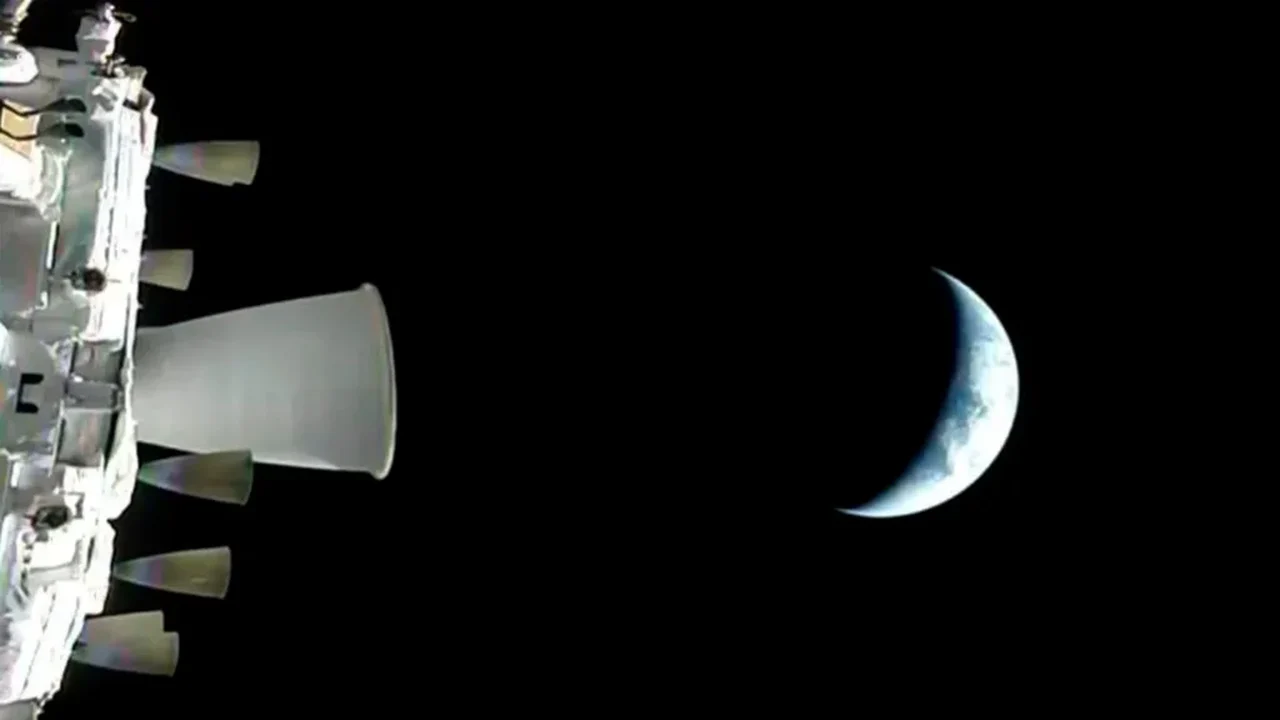 Astronautas da Artemis II partem em direção à Lua após passarem um dia orbitando a Terra