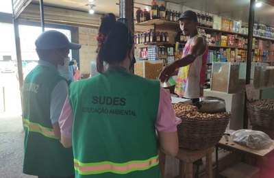 Prefeitura de Maceió realiza ação sustentável no Mercado da Produção