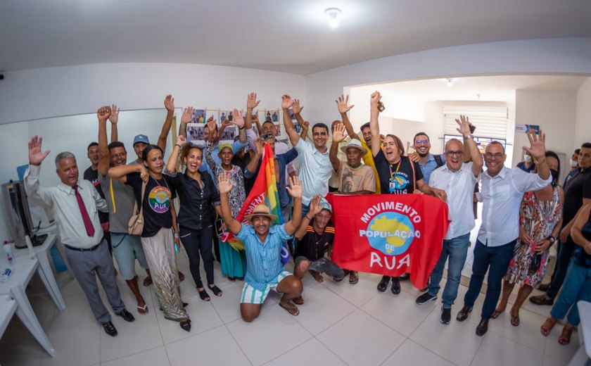 Prefeito JHC inaugura Centro Pop no Biu e garante assistência à população em situação de rua