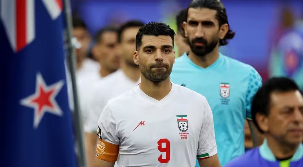 Mehdi Taremi, capitão iraniano, foi retido no aeroporto de Los Angeles