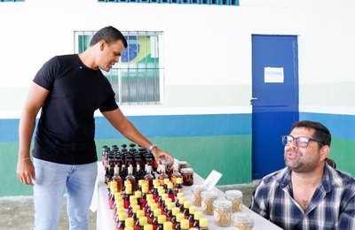 Educação de Maceió valoriza produtores locais com Feira da Agricultura Familiar