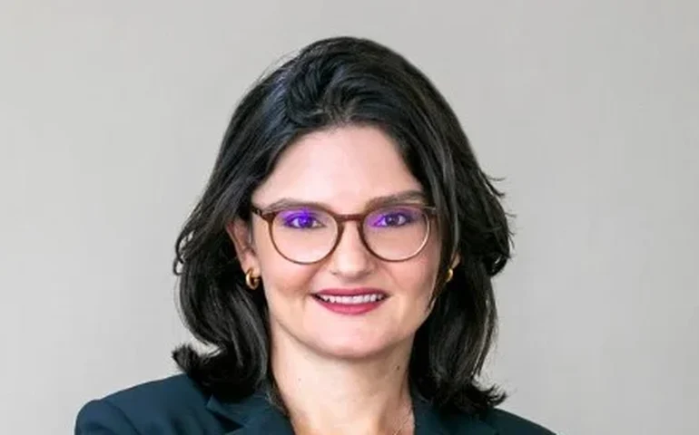 Há trabalho a ser feito nas negociações comerciais entre Brasil e EUA, diz secretária do MDIC