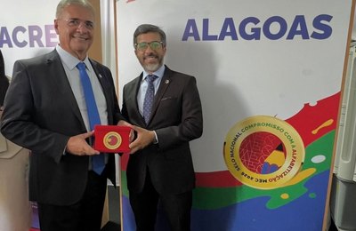 Educação de São Miguel dos Campos ganha o prêmio Selo Ouro Nacional Compromisso com a Alfabetização do MEC, em Brasília